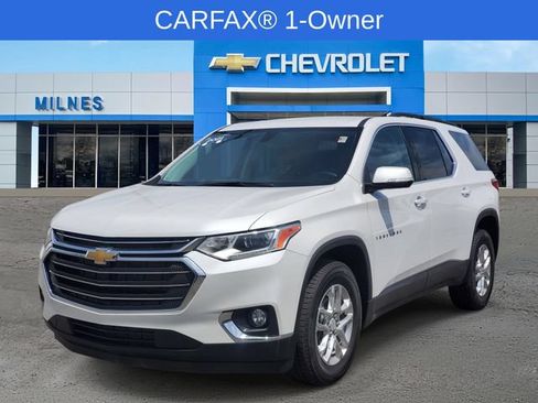 Certified 2021 Chevrolet Traverse LT w/ LPO, Floor Liner Package AWD/4WD image 2