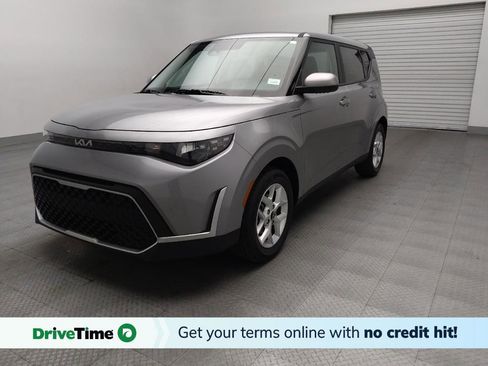 Used 2025 Kia Soul LX w/ LX Technology Package image 1