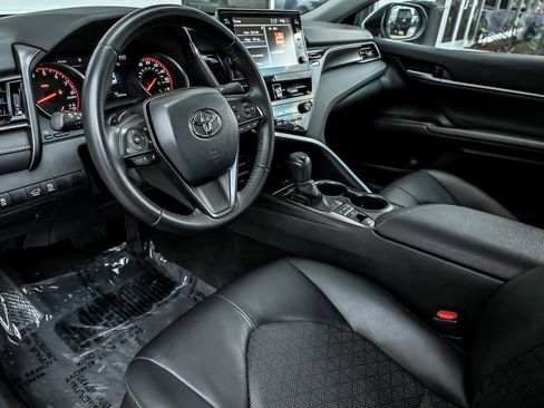 Used 2023 Toyota Camry XSE FWD image 14