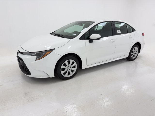 New 2027 Toyota Corolla LE FWD image 5
