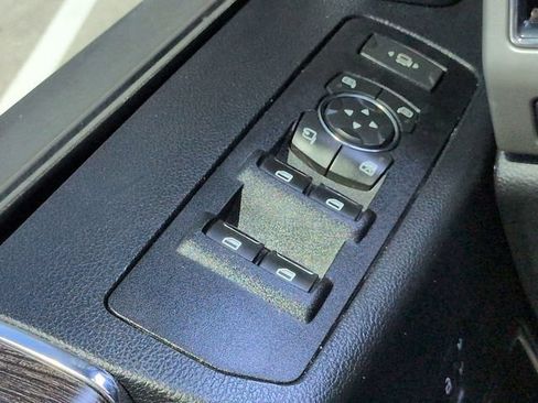Certified 2021 Ford F250 Lariat AWD/4WD image 25