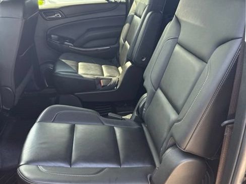 Used 2016 Chevrolet Suburban LT w/ Luxury Package AWD/4WD image 17