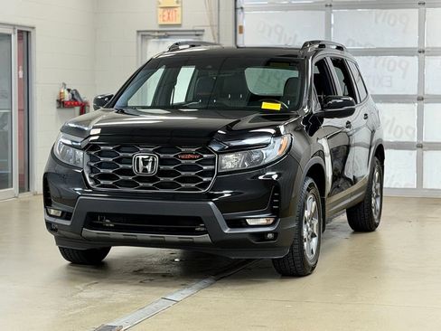 Used 2022 Honda Passport TrailSport image 3