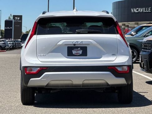 New 2026 Kia Niro LX FWD image 6