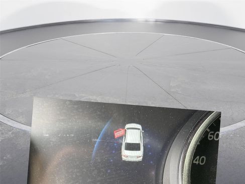 Used 2023 Toyota Camry XSE image 14