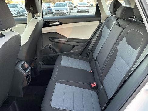 New 2026 Volkswagen Taos S image 13