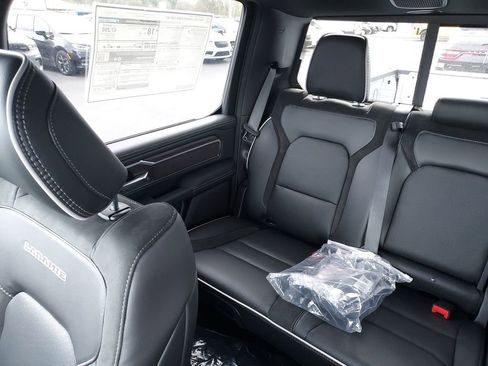 New 2026 RAM 1500 Laramie AWD/4WD image 12