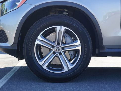 Used 2019 Mercedes-Benz GLC 300 image 12