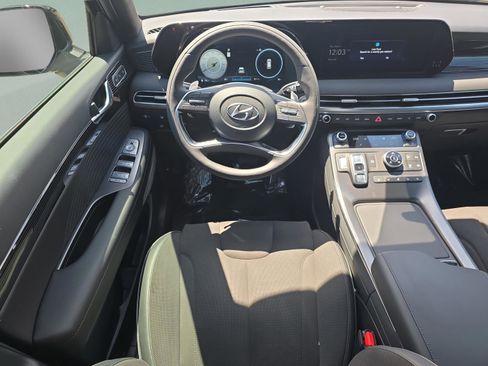 New 2025 Hyundai Palisade Calligraphy image 9