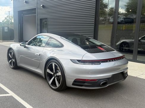 Certified 2024 Porsche 911 Carrera RWD image 3