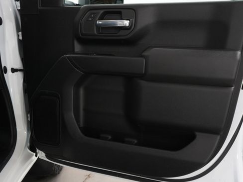 Used 2023 Chevrolet Silverado 2500 W/T w/ WT Fleet Convenience Package image 9