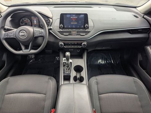 Certified 2025 Nissan Altima 2.5 S image 13