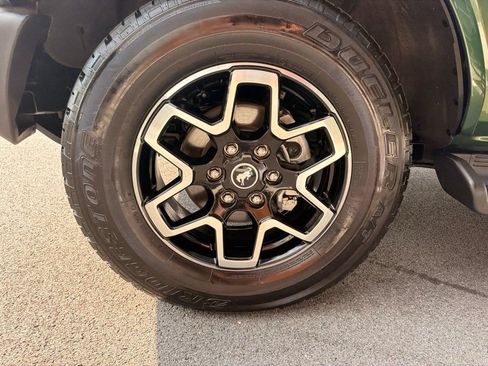 Used 2025 Ford Bronco Outer Banks AWD/4WD image 32