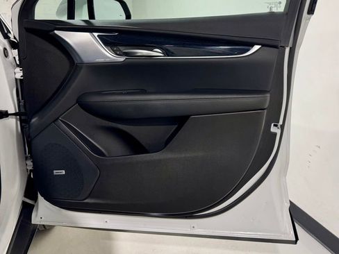 Used 2024 Cadillac XT5 Premium Luxury image 27