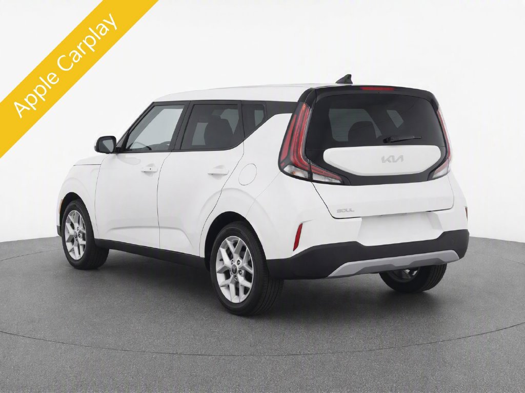 Certified 2025 Kia Soul LX w/ LX Technology Package FWD image 3