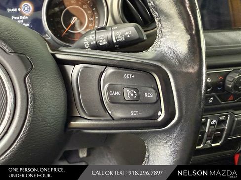 Used 2019 Jeep Wrangler Unlimited Sport S AWD/4WD image 22