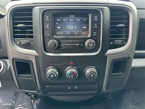 Used 2014 RAM 1500 Express image 20