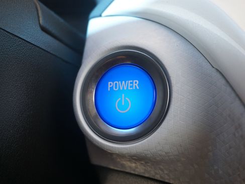 Used 2020 Chevrolet Bolt LT image 32