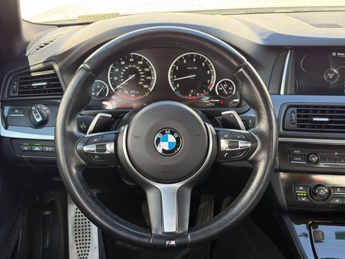 Used 2014 BMW 550i xDrive Sedan image 15