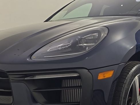 Certified 2023 Porsche Macan S AWD/4WD image 12