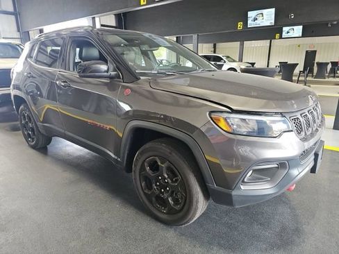 Used 2023 Jeep Compass Trailhawk AWD/4WD image 5