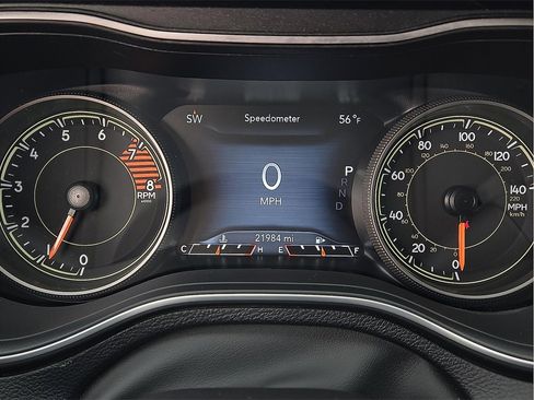 Used 2021 Jeep Cherokee Trailhawk image 18