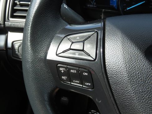 Used 2019 Ford Explorer XLT w/ Equipment Group 202A AWD/4WD image 24