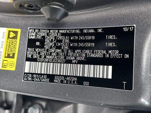 Used 2018 Toyota Highlander Limited FWD image 37