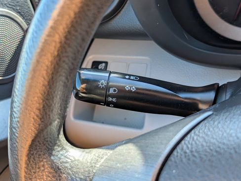 Used 2011 Toyota RAV4 4WD image 29