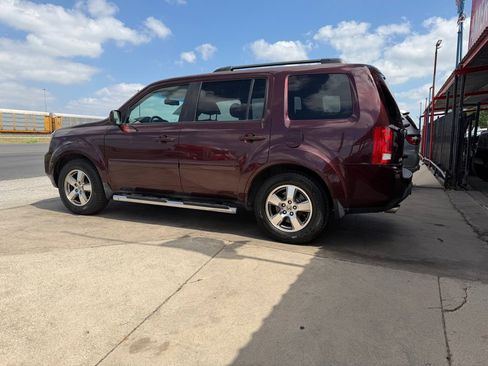 Used 2010 Honda Pilot EX-L image 11