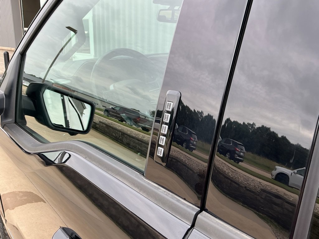 Used 2024 Ford F150 Lariat w/ Equipment Group 502A High AWD/4WD image 7