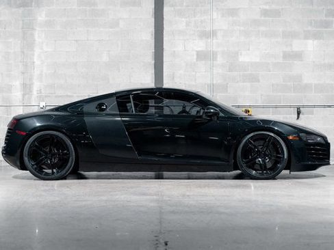Used 2008 Audi R8 V8 image 2
