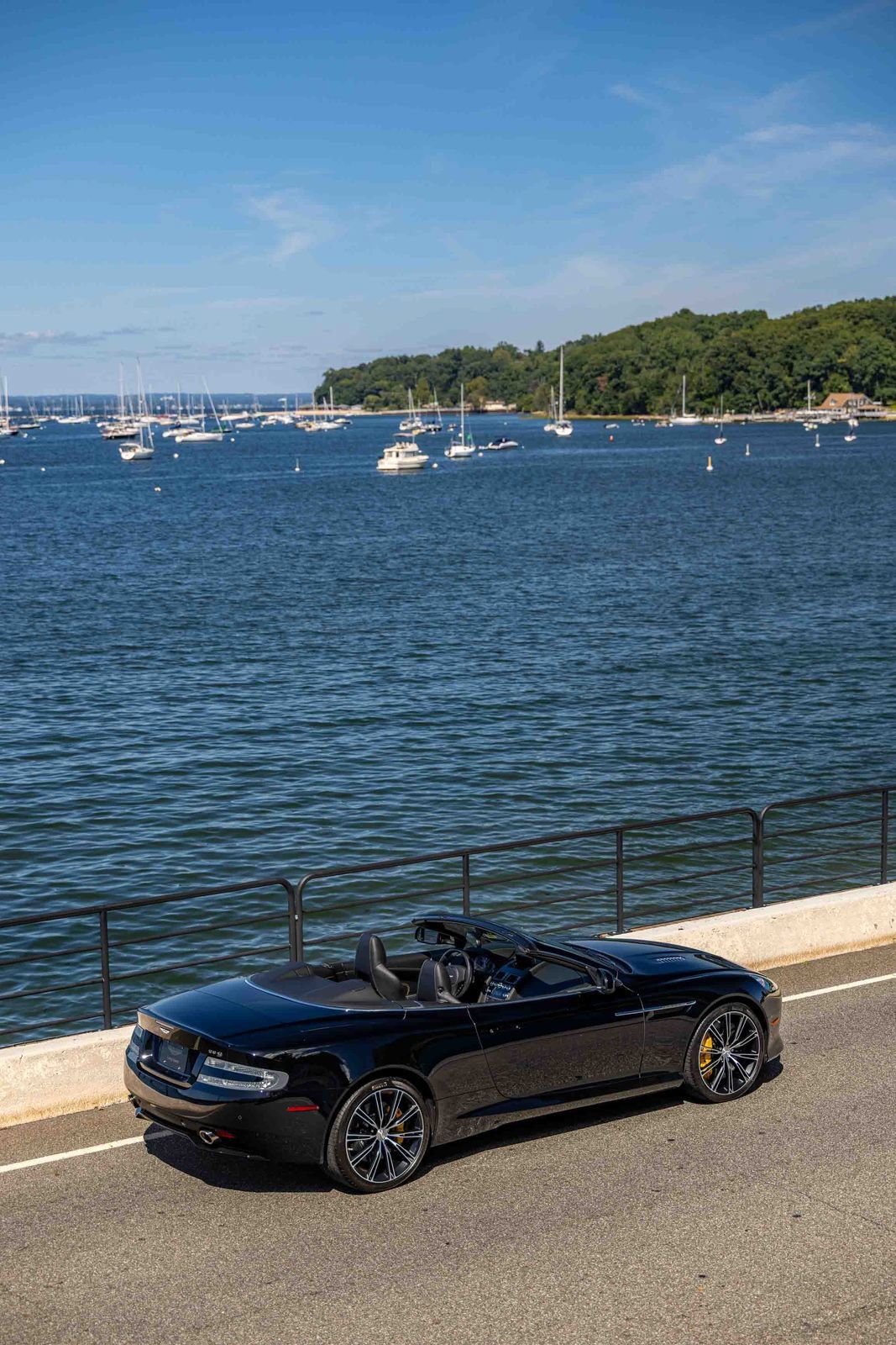 Used 2013 Aston Martin DB9 Volante RWD image 85