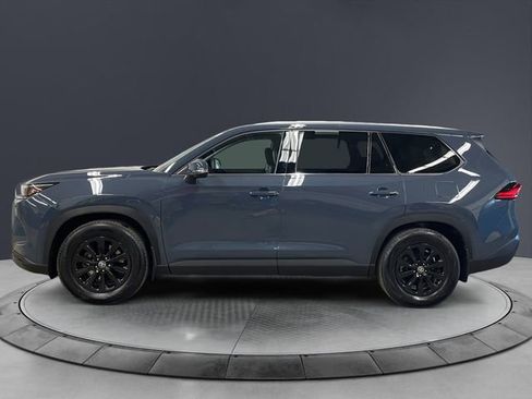 Used 2024 Toyota Grand Highlander AWD image 2