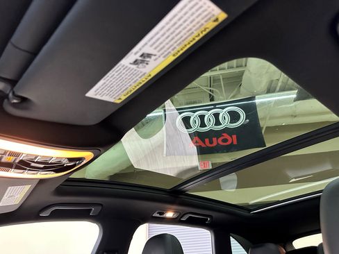 Used 2014 Porsche Cayenne S image 30