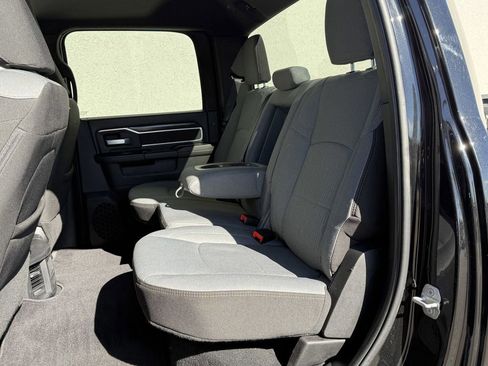 Used 2024 RAM 2500 Big Horn image 28