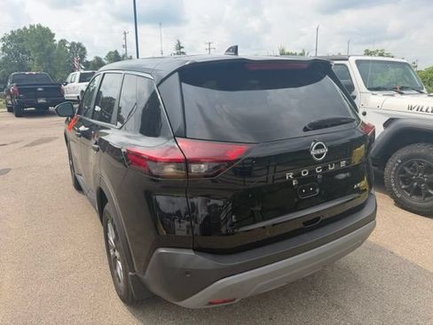 Used 2022 Nissan Rogue S AWD/4WD image 6