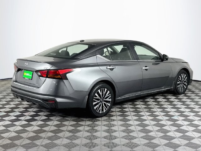 Used 2023 Nissan Altima 2.5 SV FWD image 8
