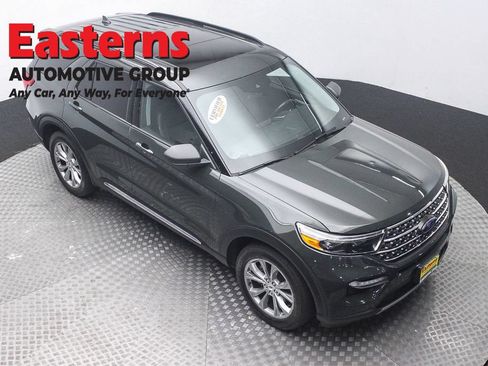 Used 2022 Ford Explorer XLT w/ Equipment Group 202A AWD/4WD image 3