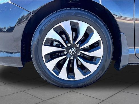 Used 2014 Honda Accord Hybrid Sedan image 10