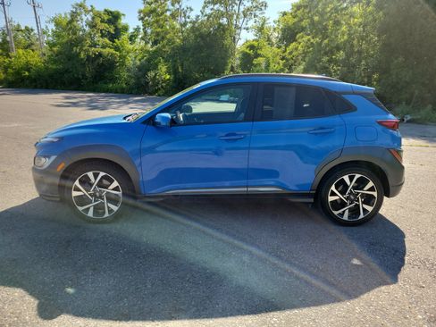 Used 2022 Hyundai Kona Limited AWD/4WD image 8