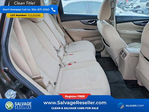 Used 2016 Nissan Rogue S image 11