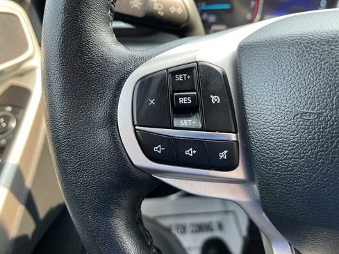 Used 2023 Ford Explorer XLT w/ Equipment Group 202A image 26
