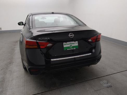 Used 2023 Nissan Altima 2.5 SV image 6