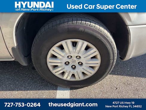 Used 2007 Chrysler Town & Country LX w/ Popular Equipment Group II FWD image 6