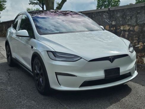 Used 2023 Tesla Model X AWD/4WD image 12