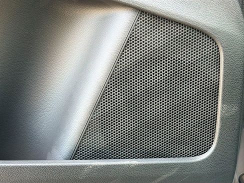 New 2026 Nissan Leaf Platinum+ image 19