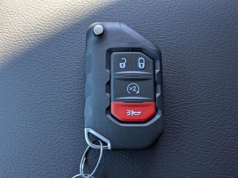 New 2026 Jeep Wrangler Unlimited Rubicon w/ Technology Group image 30