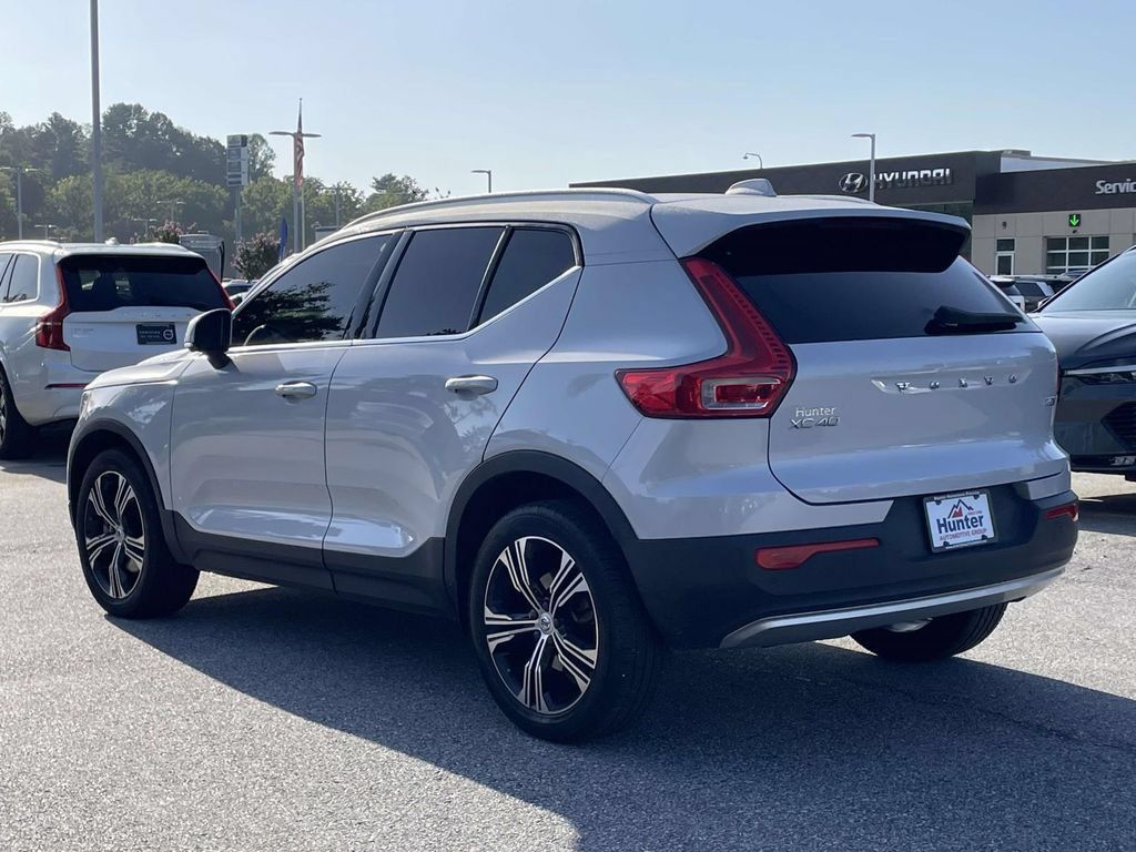 Used 2022 Volvo XC40 T5 Inscription w/ Climate Package AWD/4WD image 26