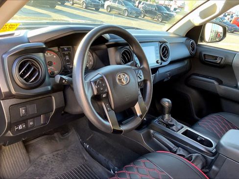 Used 2021 Toyota Tacoma SR w/ SR Convenience Package RWD image 17